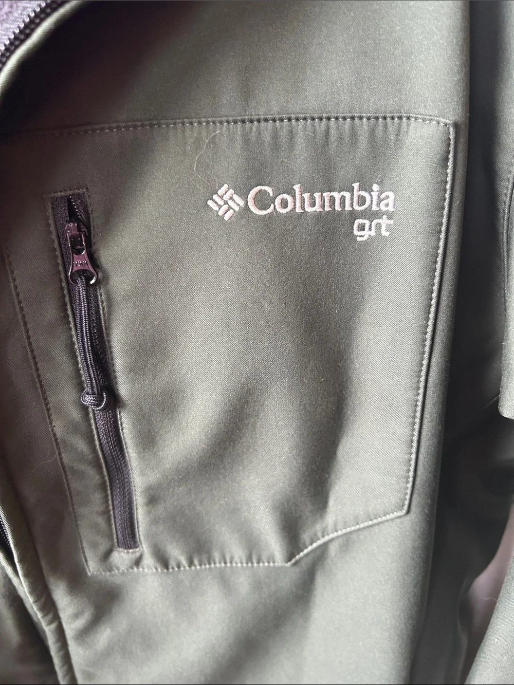 Columbia grt Men's Olive Green Softshell Jacket Omni shield